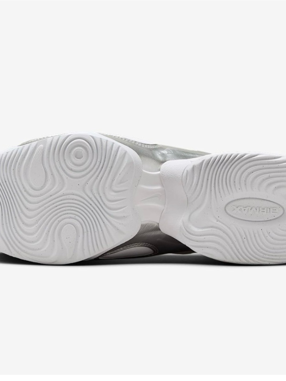 Nike Women's Air Max Muse in White/Metallic Silver/Pure Platinum - Picture 4 of 6